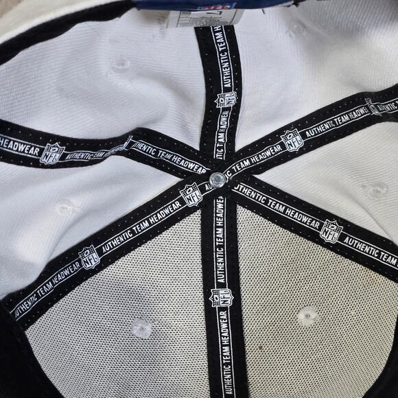 NFL VTG Chicago Bears 100% Wool White Fitted Hat Cap Sideline Reebok 7.25 - Picture 9 of 9